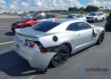2013 Chevrolet Camaro Zl1 from USA, damaged, VIN 2G1FZ1EP2D9807359
